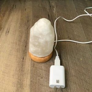 Salt lamp